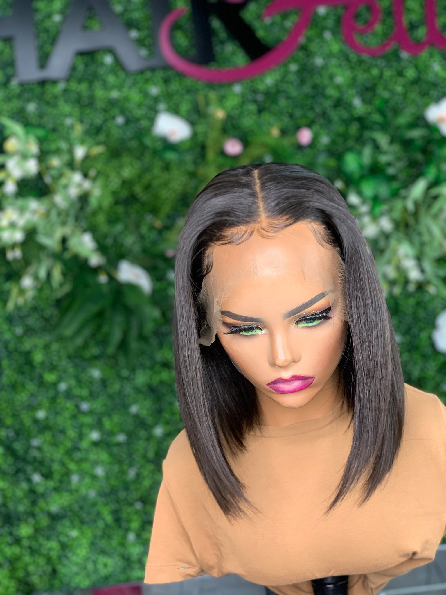Pre-cut lace, glueless bob wig with a natural hairline for easy styling.