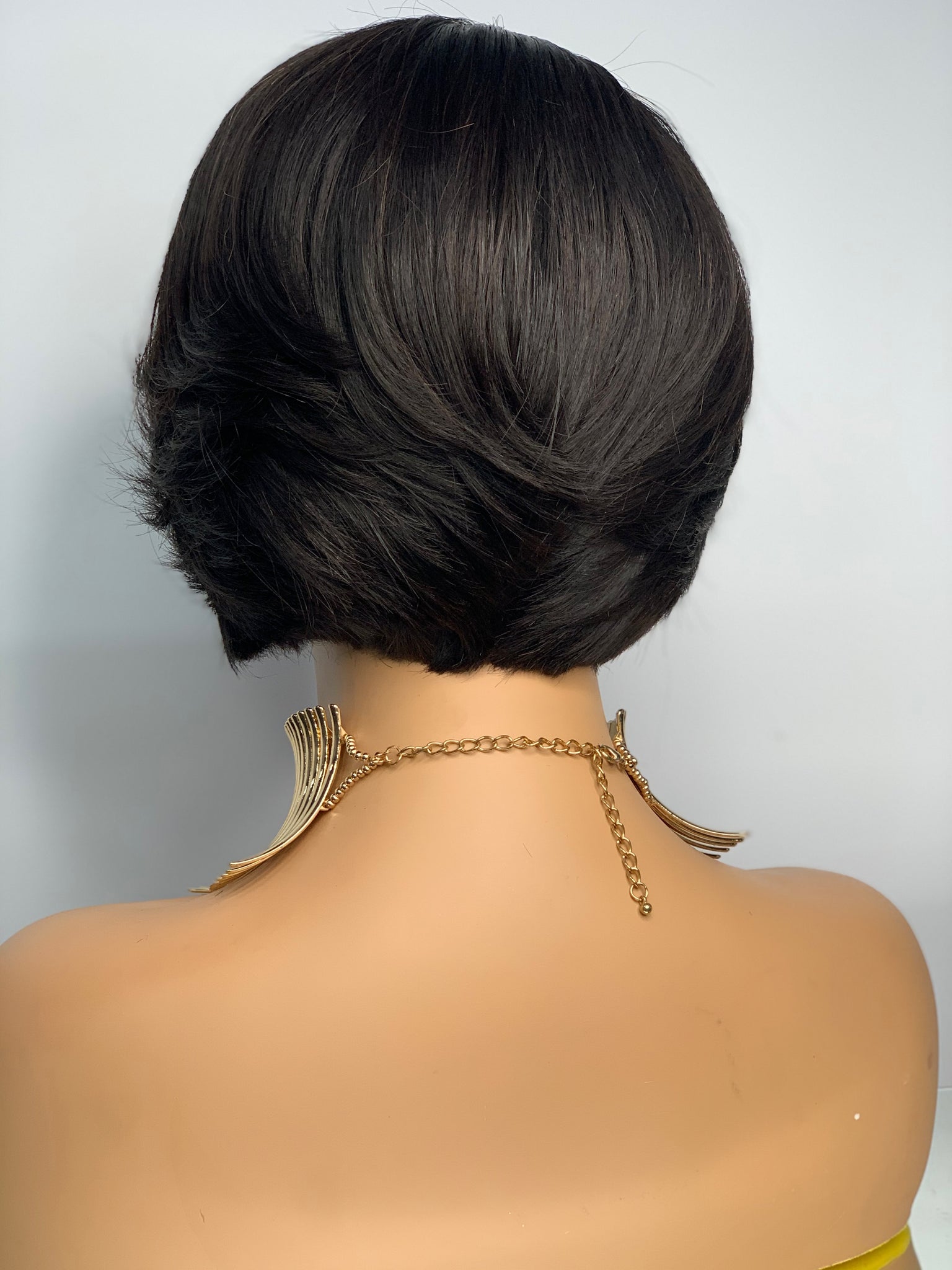 swiss closure unit made with Brazilian straight